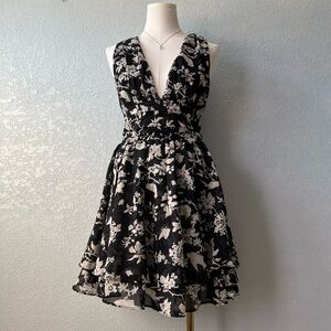 Abercrombie & Fitch Black Floral Open Back Mini Dress Romantic Cottagecore M